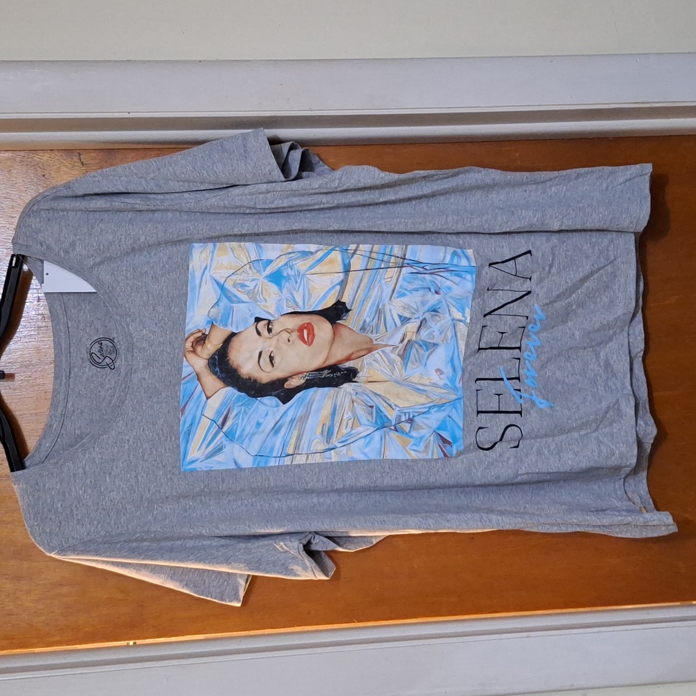 Women's Selena T-shirt